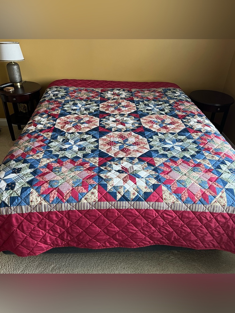 MAINSTAYS Patchwork Reversible Quilt Polyester Front & Fill 86x90 Full / Queen